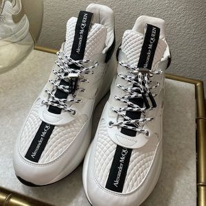 Alexander McQueen sneaker. Brand new. Never worn. Size 40.